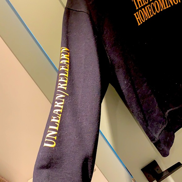 Mock Neck Kotn Sweatshirt - Picture 2 of 2